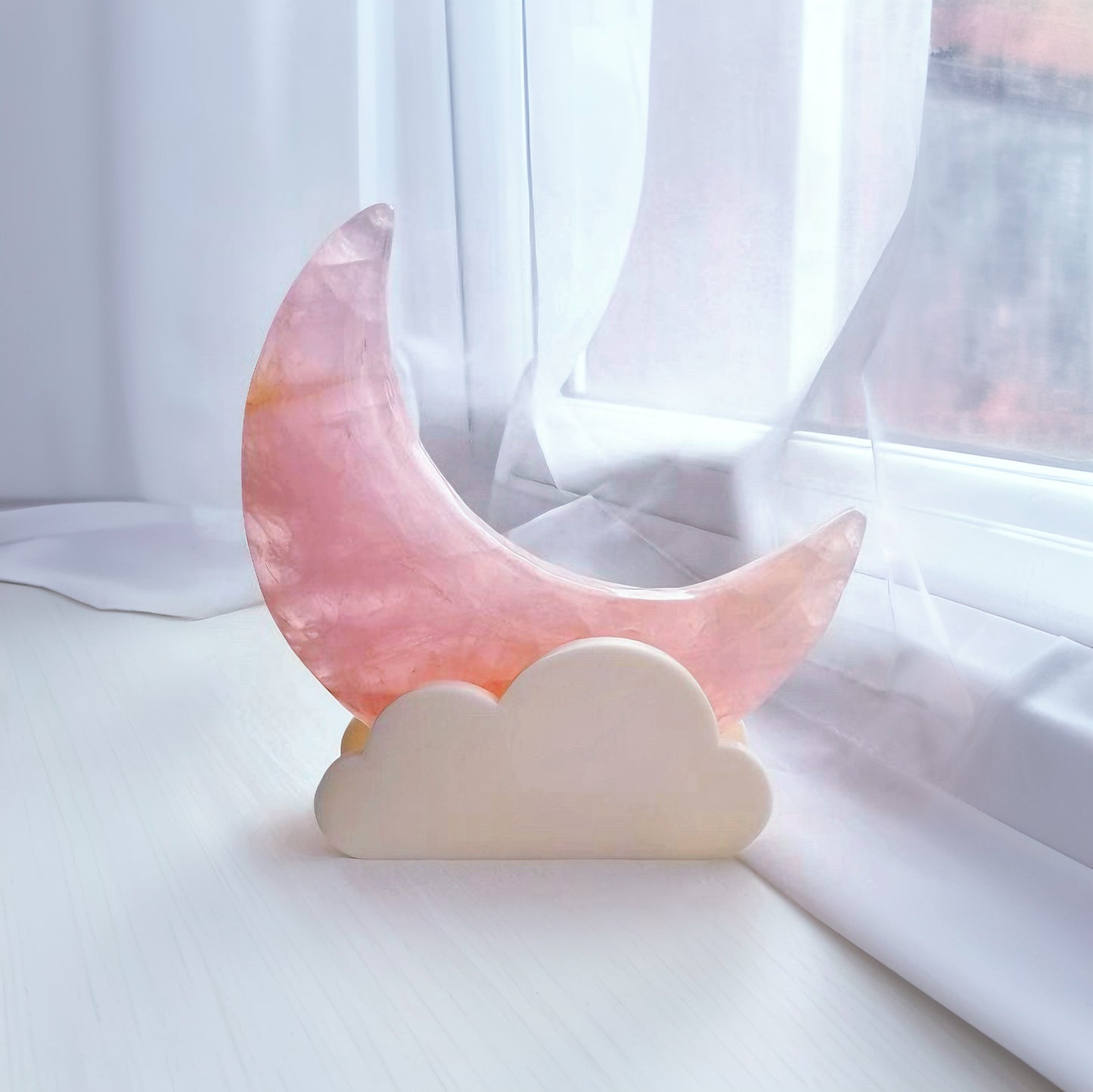 Cloud Crystal Stand